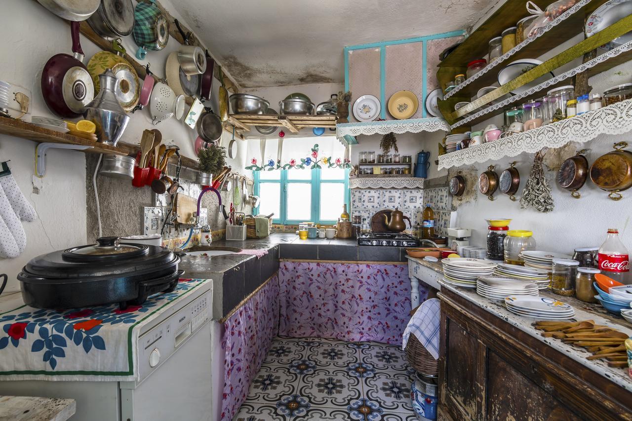 Bed and Breakfast Hobbithousebademler Урла Экстерьер фото
